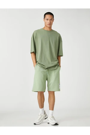 Koton Basic Shorts Tie the waist, Slogan and Printed Labels, Pockets.