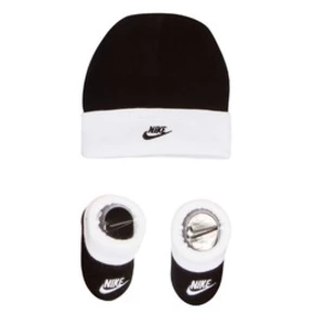 Nike futura hat/bootie 2pc