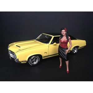 "Hanging Out II" Rosa Figurine for 1/18 Scale Models by American Diorama