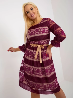 Purple cocktail dress of larger size with belt