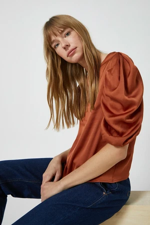 Koton Women's Red Crewneck Pleated Short Sleeve Blouse