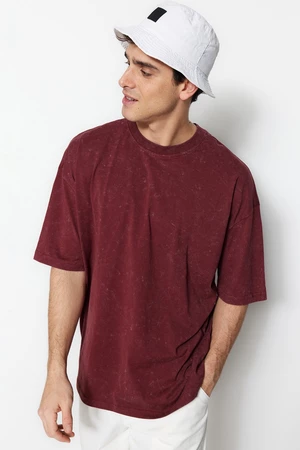 Trendyol Męski podstawowy oversize/szeroki krój z okrągłym dekoltem i krótkimi rękawami 1 bawełniany T-shirt z efektem noszenia/wyblaknięcia.