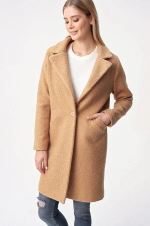 By Saygı One Button with Pockets, Lined Boucle Coat Camel
