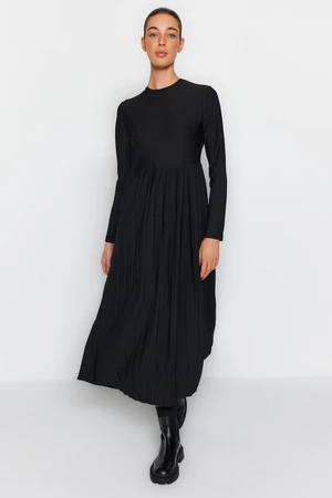 Trendyol Black Skirt Pleated Scuba Knitted Dress