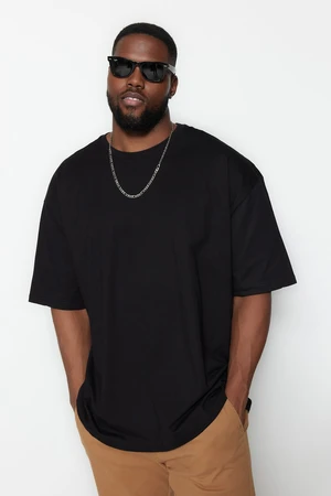 Trendyol Black Men's Plus Size Oversized Comfortable Basic 100% Cotton Crew Neck T-Shirt.