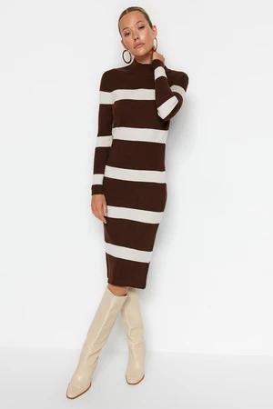 Trendyol Brown Midi Knitwear Standing Collar Dress