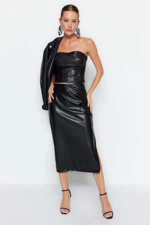 Trendyol čierna midi sukňa z umelej kože