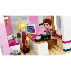 41684 LEGO® FRIENDS Hotel v meste Heartlake