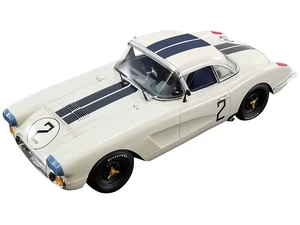 Chevrolet Corvette 2 Dick Thompson - Fred Windridge "B.S. Cunningham" 24 Hours of Le Mans (1960) 1/18 Model Car by Real Art Replicas