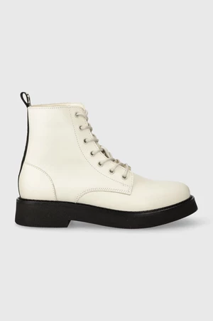 Kožené členkové topánky Tommy Jeans TJW LACE UP FLAT BOOT dámske, biela farba, na plochom podpätku, EN0EN02310