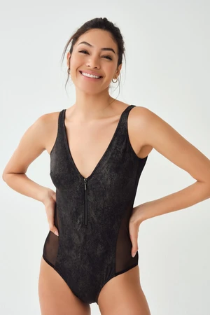 Dagi Black Zippered V-Neck Swimsuit