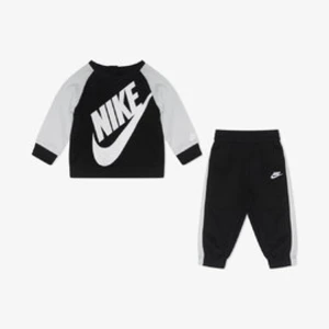 Nkn oversized futura crew set