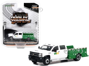 2018 Chevrolet Silverado 3500HD Dually Service Truck White and Green "Waste Management" "Dually Drivers" Series 10 1/64 Diecast Model Car by Greenlig