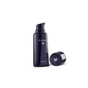 DR. HAUSCHKA Vyživující make-up s minerálními pigmenty 001 Cashew 30 ml