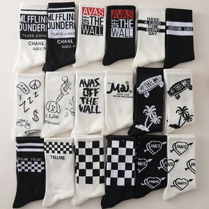 Funny Mens Socks Dot Hip Hop Harajuku Skeleton Socks Cartoon Football Animal Beer Food Happy Cotton New Fashion Socks