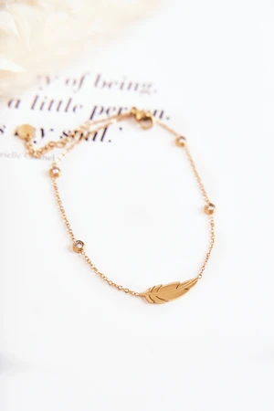 Bracelet With Cubic Zircons And Feathers Of Gold