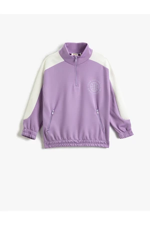 Koton Half-Zip Oversized Sweatshirt Stand-Up Collar with Zipper Pocket Detailed Elastic Cuffs.