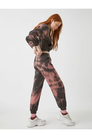 Koton Pocket Jogger Pants with Elastic Waist and Pockets.