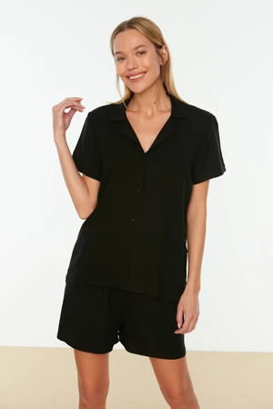 Trendyol čierna viskózová košeľa-krátke tkané pyžamové súpravy