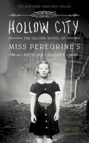 Hollow City: The Second Novel of Miss Peregrine's Children (Defekt) - Ransom Riggs