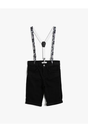 Koton Shorts - Schwarz - Normal Waist