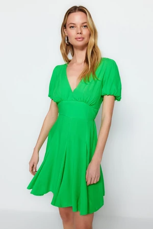 Trendyol zelené mini tkané plážové šaty