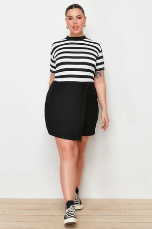 Trendyol Curve Black Straight Short Skirt Finike Woven Plus Size Skirt