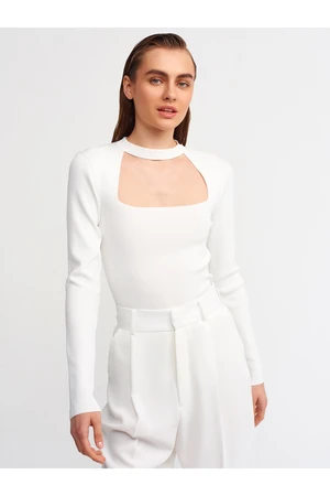 Dilvin 10189 Back Zippered Sweater-ecru