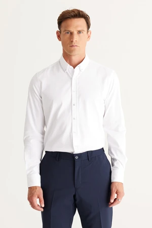 ALTINYILDIZ CLASSICS Men's White Slim Fit Slim Fit Buttoned Collar Cotton Gabardine Shirt.