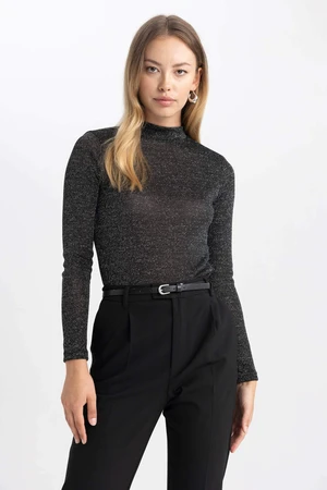 DEFACTO Slim Fit Turtleneck Long Sleeve T-Shirt