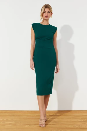 Zelené přiléhavé midi šaty s tužkovou sukní od značky Trendyol