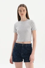 Dagi Gray Melange Ribbed Ribbed Collar Short Sleeved Crop T-Shirt.