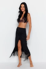 Černá maxi pletená sukně s třásněmi od Trendyol