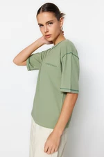 Trendyol Green 100% Cotton Bedstead Stitched and Printed Relaxed/Wide, Comfortable-Cut Knitted T-Shirt