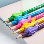 10pcs/lot Kids Students Pens Grasp Holder Silicone Baby Learning Writing Grasp Cartoon Pencil Graps Writing Aid Grasp Stationery