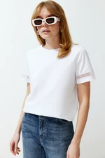 Trendyol White Accessory Detail Basic/Regular Fit Knitted T-Shirt