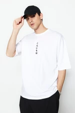 Trendyol White Oversize/Wide-Fit Oriental Text Printed Short Sleeve 100% Cotton T-Shirt