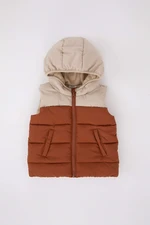DEFACTO Vest