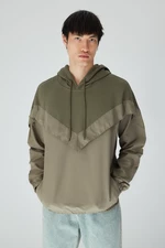 Trendyol Limited Edition Khaki Men's Oversize/Wide-Fit Long Sleeve Hoodie Sweatshirt