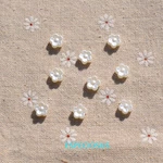 Beige Color Acrylic Blossom Loose Beads Cute Pearl Small Flower Spacer DIY Jewelry Making Departments Bracelet Braid Accessories