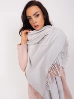 Světle šedý pletený dámský šátek
