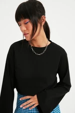Černé dámské tričko se zvonovým rukávem Trendyol - Dámské