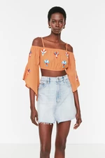 Trendyol Cinnamon Crop Blouse