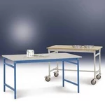 Manuflex BB3057.9006 Servírovací stolek základní stacionárně s plastovým stolní deska v hliníkově stříbrná podobný RAL 9006, Šxhxv: 1500 x 600 x 780 m