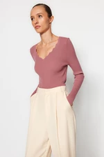 Trendyol Suszony Różowy Sweter Z Dekoltu W Szpic