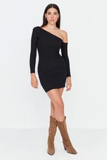 Trendyol Black Fitted Asymmetrical Neckline Off Shoulder Mini Ribbed Stretchy Knitted Dress