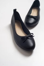 LuviShoes 01 Dámské černé kožené ploché boty