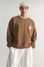 Trendyol Dark Brown Oversize/Wide Cut Flower Embroidered Cotton Sweatshirt with Fleece Inside