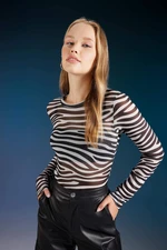 DEFACTO Slim Fit Tulle Long Sleeve T-Shirt