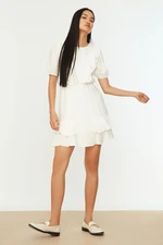 Abito da donna  Trendyol Ruffle detailed